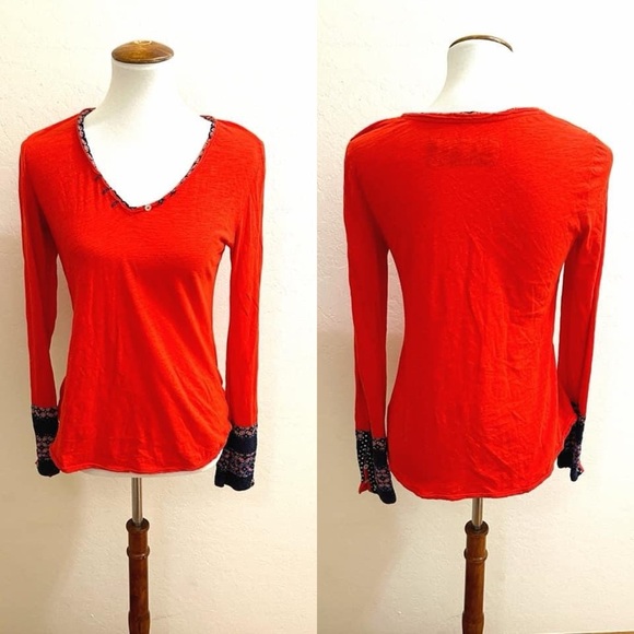 {Anthro} Little Yellow button Red Henley - Picture 2 of 3